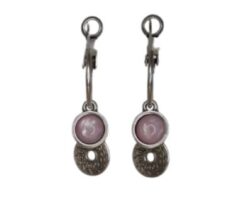 Marloes clematits oorbellen Qoss 't oude huys cabochon met hanger bedel