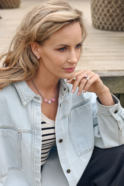 Gwen ring Qoss 't Oude Huys toudehuys