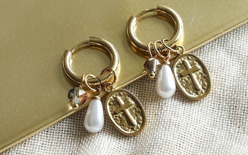 OLEA16195 Trixie gouden oorbellen I'm Dutch 't oude Huys 87220607108