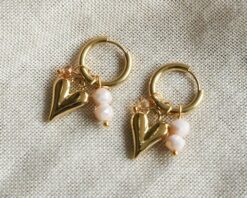 OLEA17302 Guusje 8721206612553 gouden oorbellen I'm dutch 't Oude Huys.jpg 4