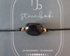 Uchu-Reminders-Zodiac-Collection-Steenbok-t-Oude-Huys-armband met edelstenen